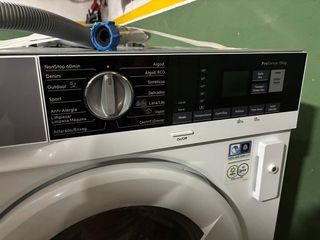 Lavadora Secadora AEG con 3 años de uso. OFERTA
