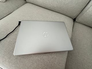 Portátil HP Gris Plata Casi Nuevo