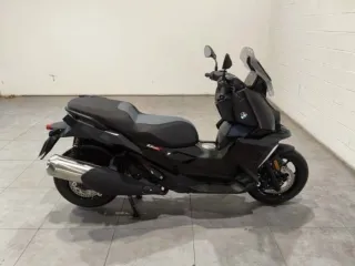 BMW C400X Negra
