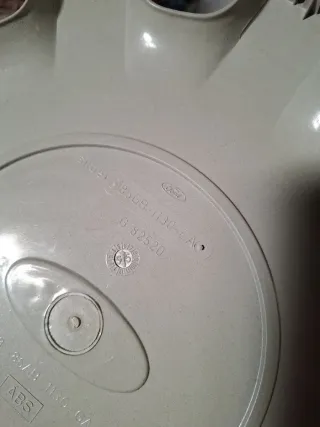 Tapacubos Ford Sierra Mk2