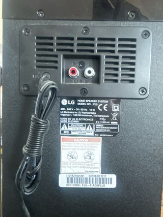 Torre de Sonido LG Negra