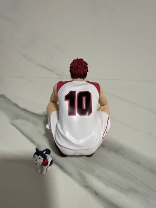 Figura Anime kagami con Perro Husky