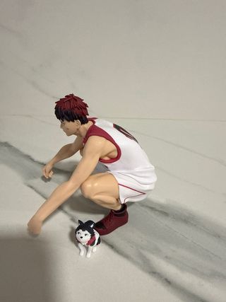 Figura Anime kagami con Perro Husky