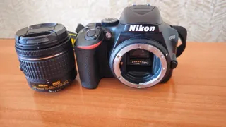 Cámara Nikon D3500 Kit 18-55 + Accesorios