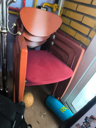 Sillas de comedor apilables