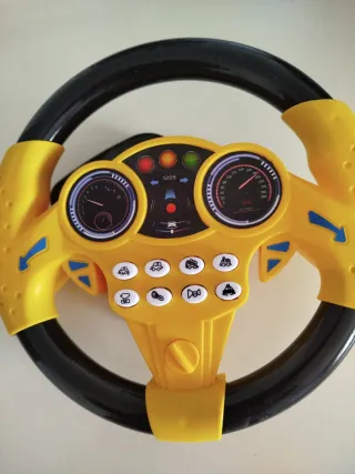 Volante de juguete amarillo y negro