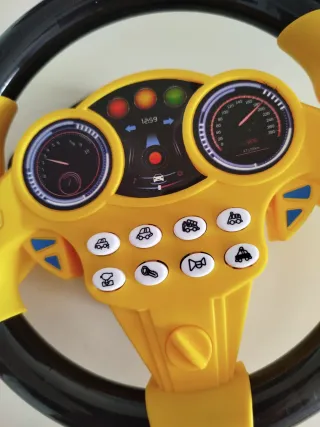 Volante de juguete amarillo y negro