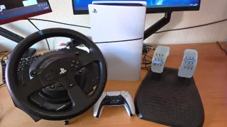 PS5 Slim Digital + Volante Thrustmaster T300 RS
