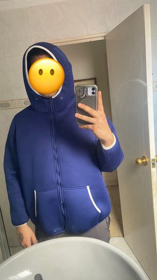 Chaqueta térmica azul sin usar