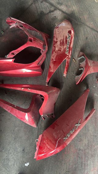 Cachas Carenado Xmax 125cc 2012 Rojo