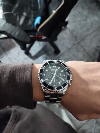 Reloj Megalith Negro y Plateado