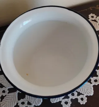 Orinal de porcelana blanco