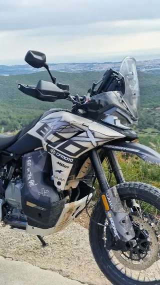 CF MOTO 800 MTX modelo alto