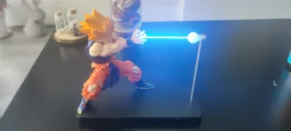 Figura Goku lámpara NUEVA