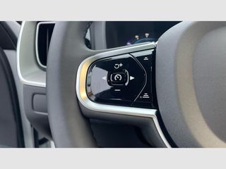 Volvo XC60 2.0 B5G AWD Plus Dark Auto 🇸🇪