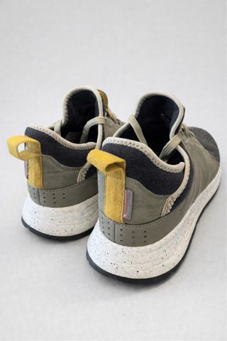 Zapatillas Adidas Running Grises y Negras