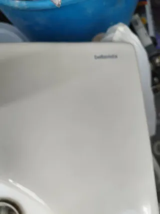 Bidet blanco de cerámica