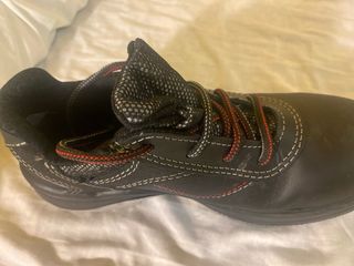 Zapatos Panter Negros y Rojos