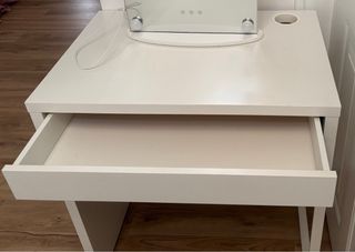 Escritorio MICKE Ikea 73x50 cm