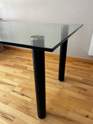 Mesa de comedor de cristal
