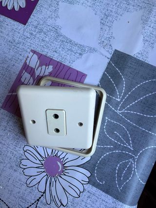 Enchufe Niessen Serie 4000