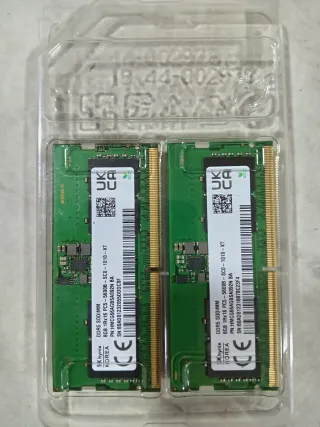 2x SK hynix DDR5 SODIMM 8GB PC5-5600B