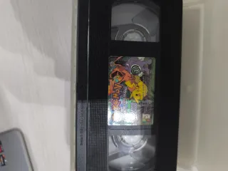 VHS Pokémon - Charizard congelado