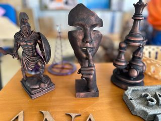 Esculturas decorativas  – estilo clásico/arte