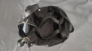Mochila negra polipiel