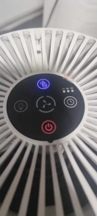 Purificador de aire blanco