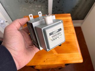 Magnetrón Samsung GE87M