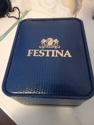 Reloj Festina plateado y azul