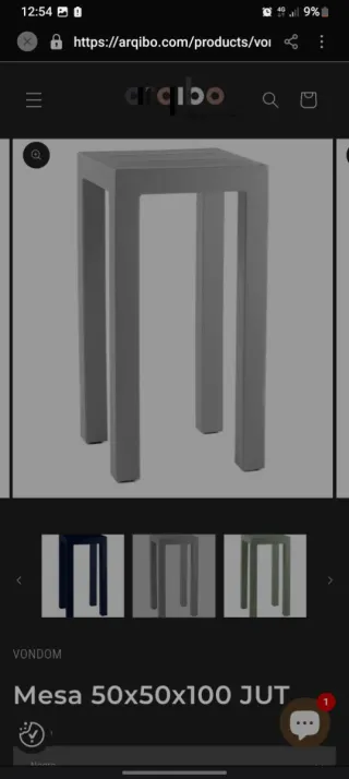 Mesa alta blanca exterior