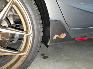 Pegatinas 3D para el faldón de i20N