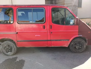 Ford E-Transit 1998