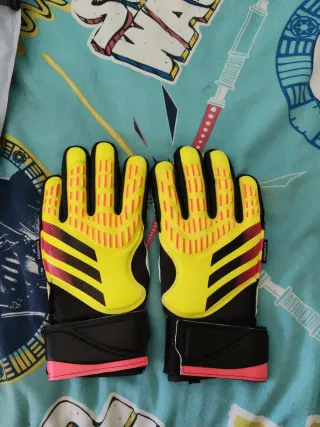 Guantes Portero Adidas Predator Infantil. Talla 5