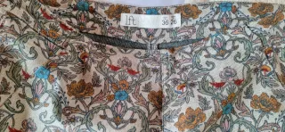 Pantalón pitillo estampado elástico, cintura alta