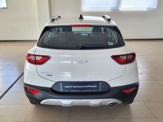 KIA Stonic 1.0 TGDi MHEV MT Drive