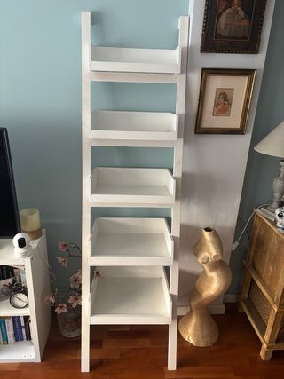 Estantería Escalera Madera lacada en Blanco Banak