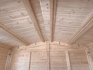 Alquiler kiosco de madera.