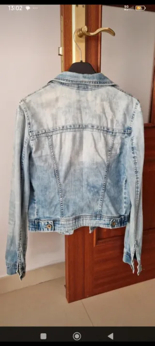 Chaqueta vaquera Bershka Talla S