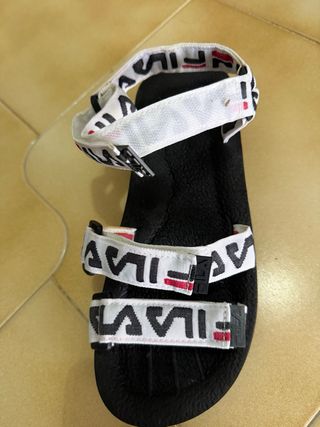 Sandali Fila Donna Neri e Bianchi