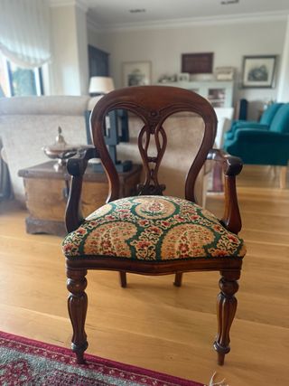 Sillas de comedor de madera (6 unidades)