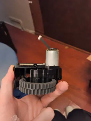 Motor Rueda Robot Aspirador iLife Pro