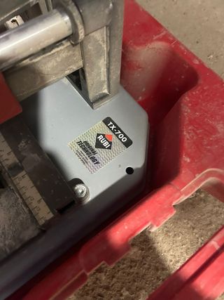 Cortador de azulejos Rubi TX-700