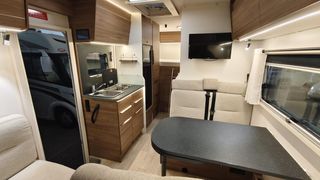 Autocaravana Pilote C690