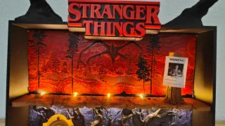 Expositor Stranger Things Kinder Joy