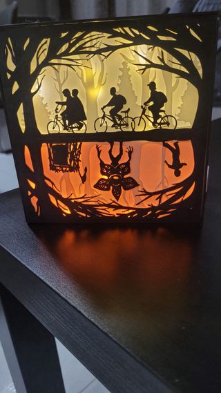 Caixa de Luz Stranger Things c/ LEDs