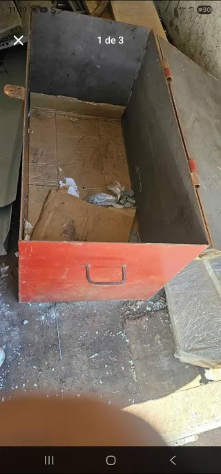 Cajón de hierro resistente