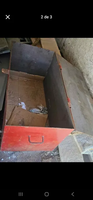 Cajón de hierro resistente